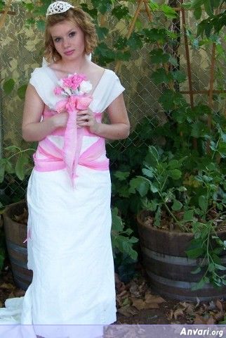 Arie1 - Wedding Dresses Made of Toilet Paper 